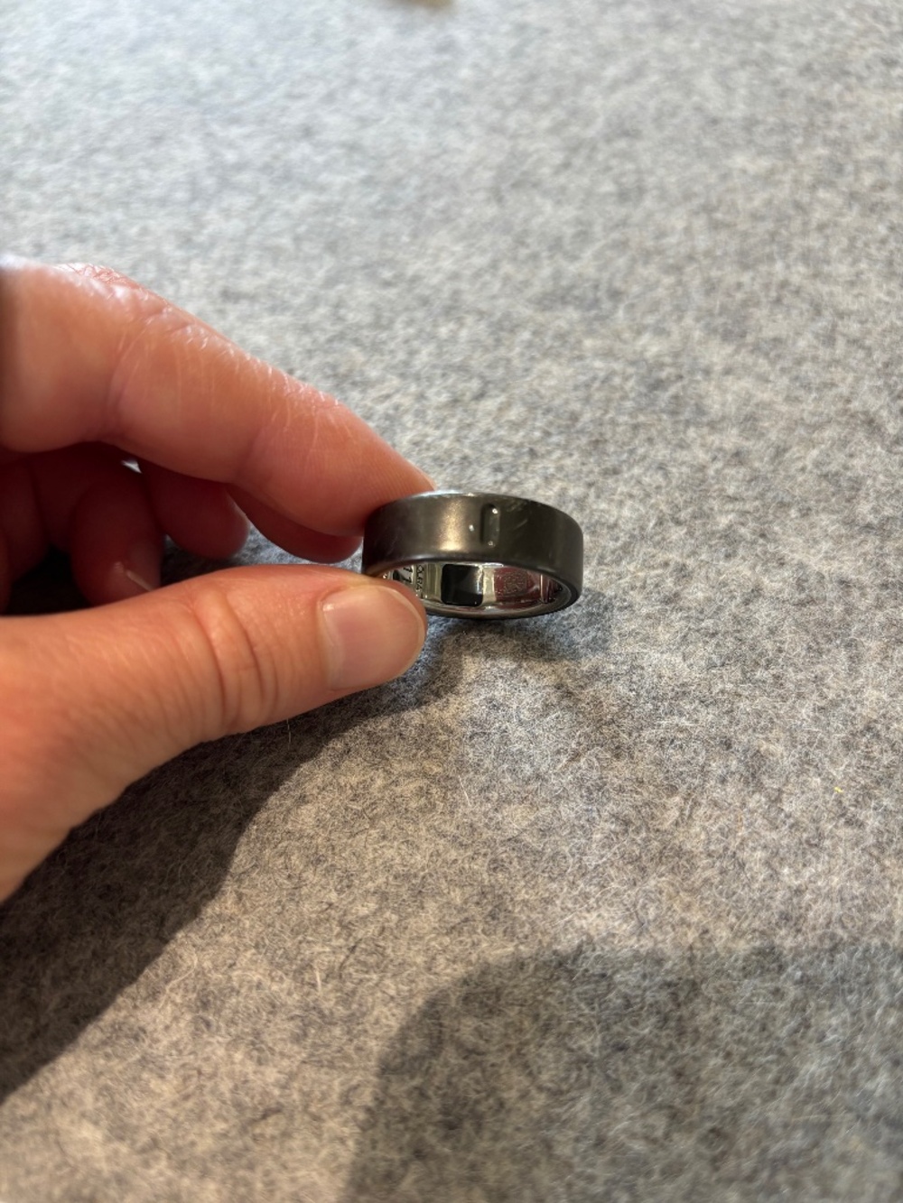 Oura Ring 4 (Stealth) - Size 11